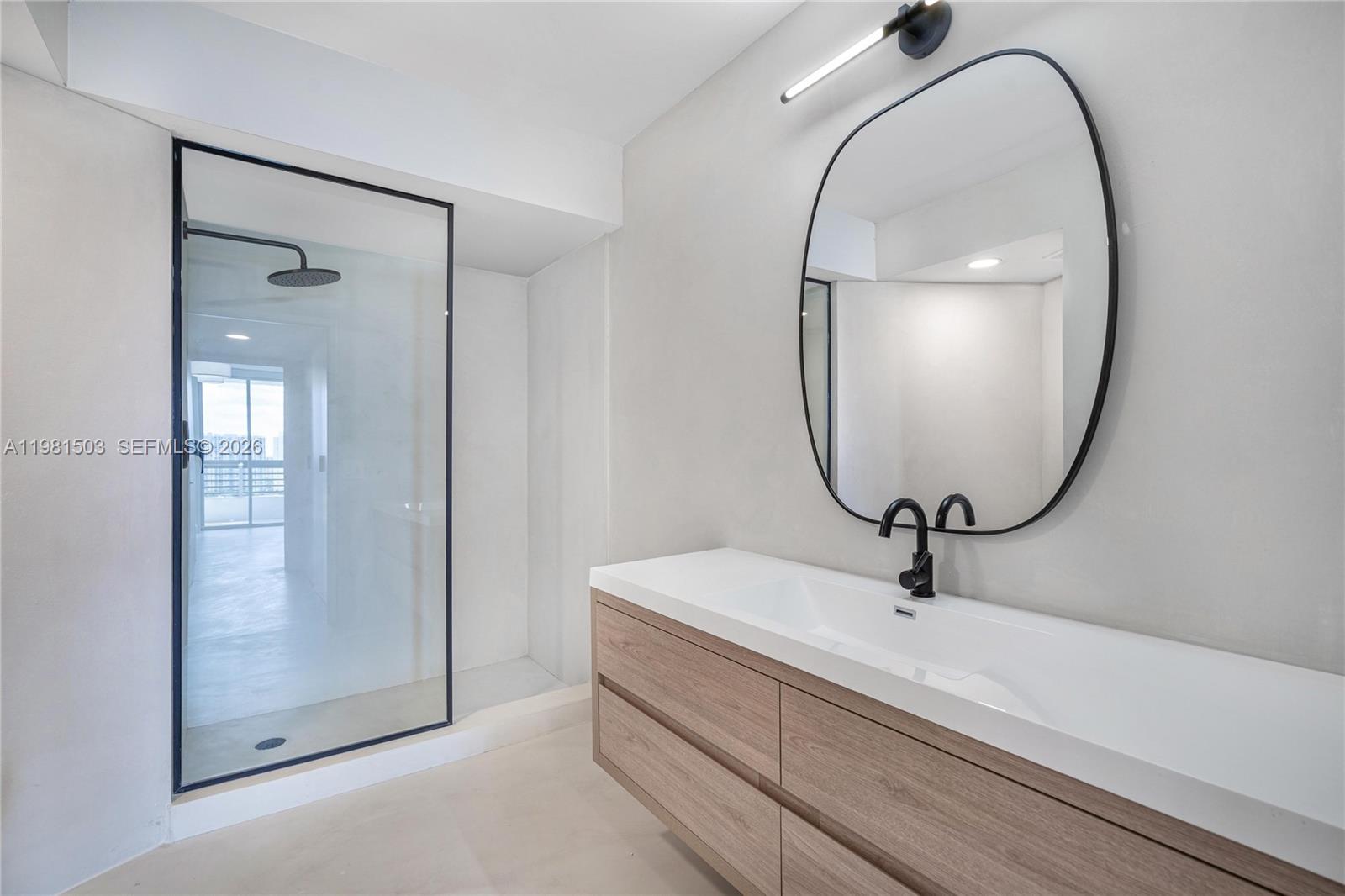 MYSTIC POINTE CONDO NO TH - Residential