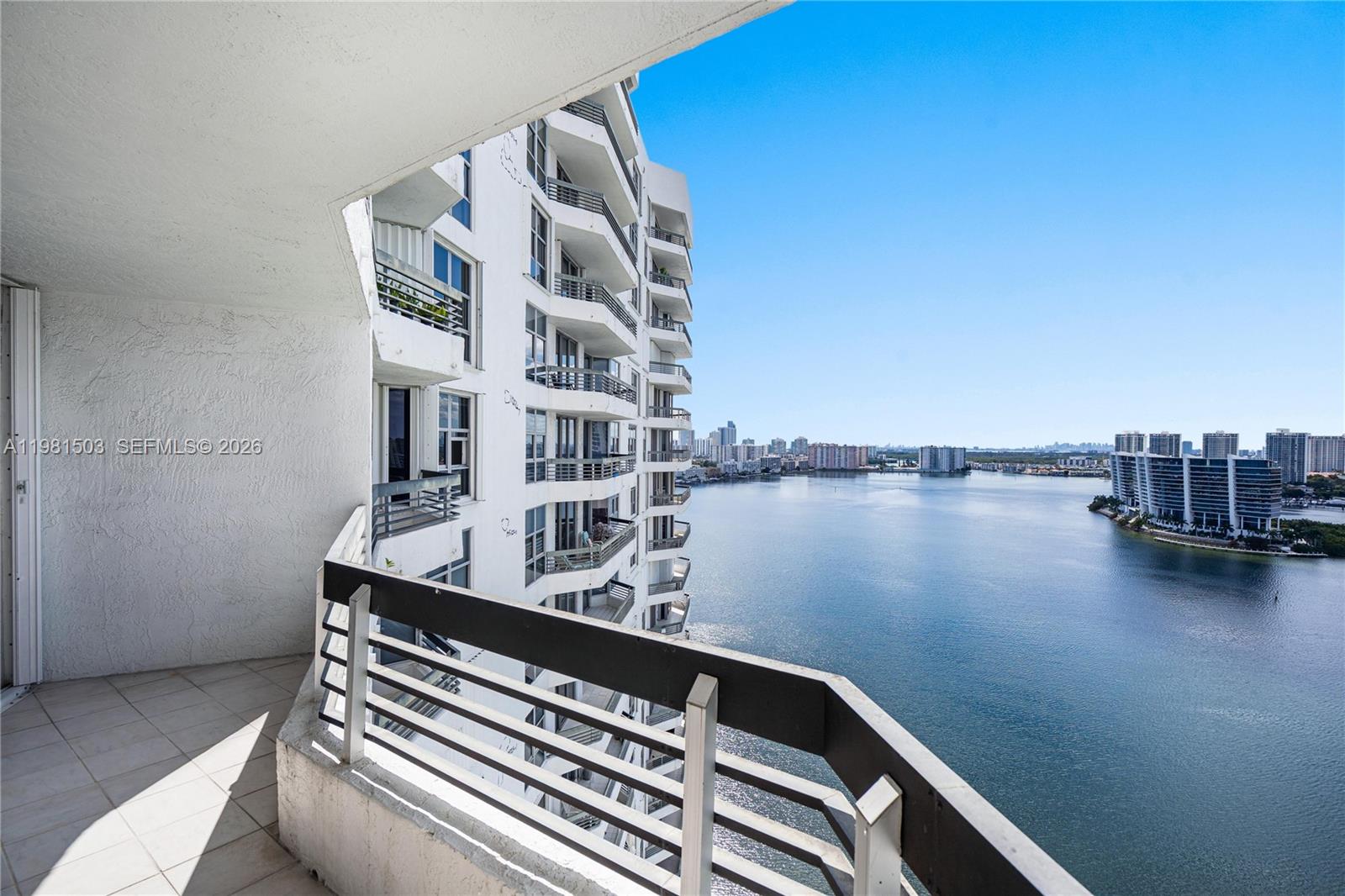 MYSTIC POINTE CONDO NO TH - Residential