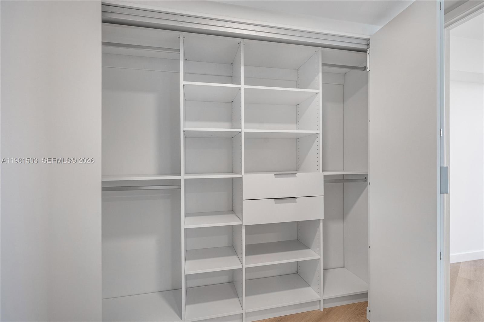 MYSTIC POINTE CONDO NO TH - Residential