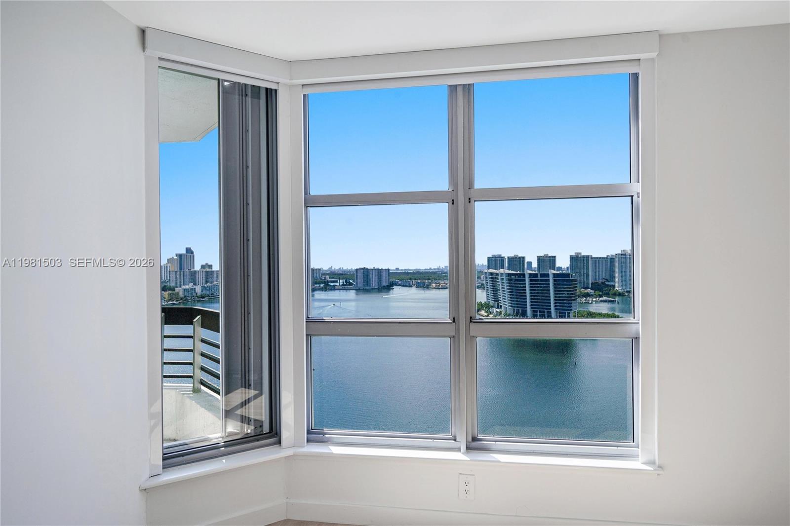 MYSTIC POINTE CONDO NO TH - Residential