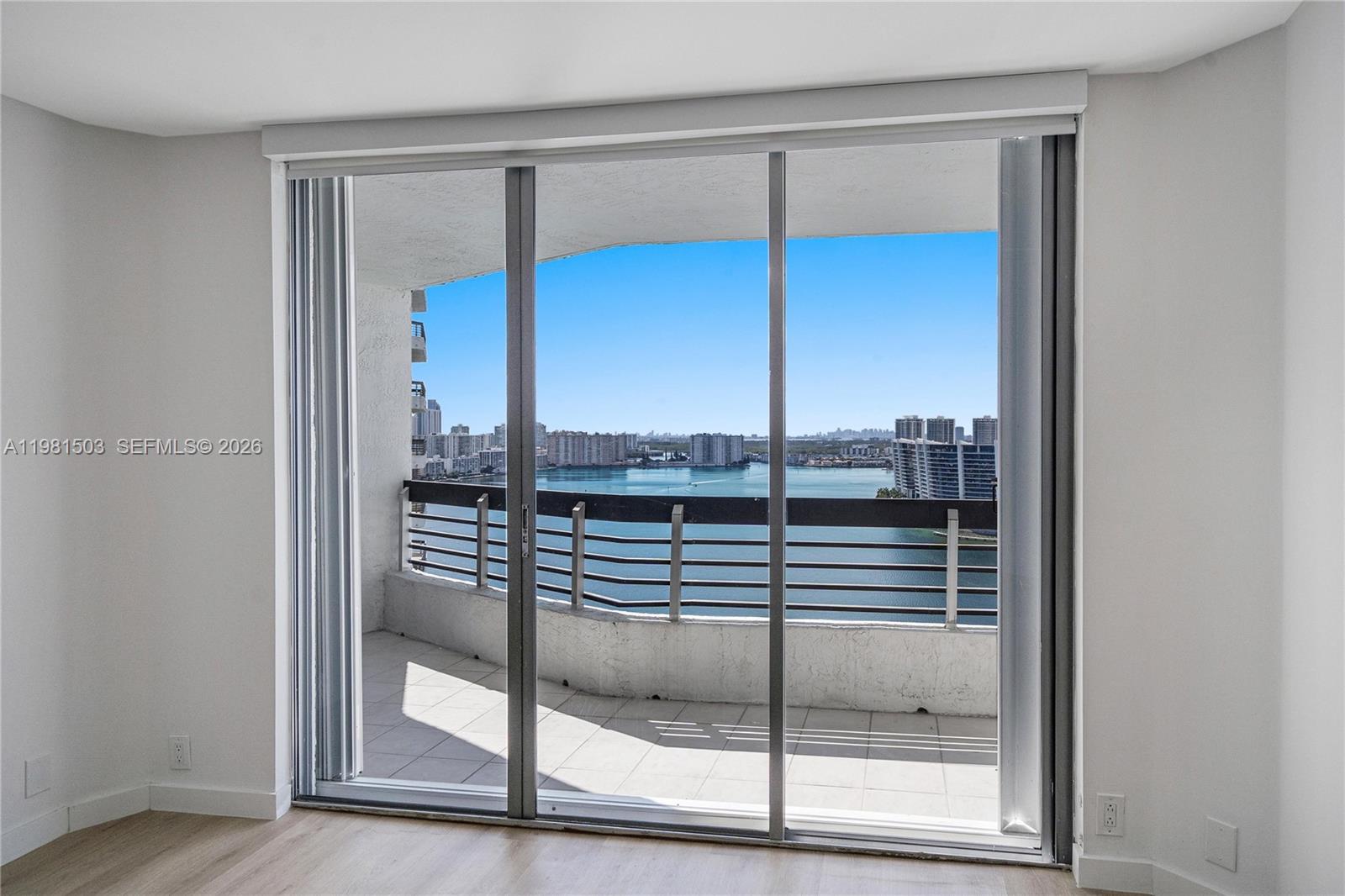 MYSTIC POINTE CONDO NO TH - Residential