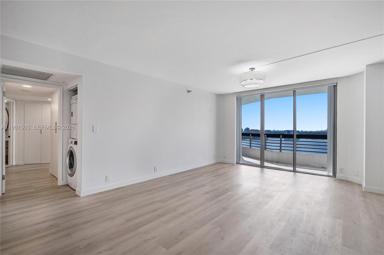 MYSTIC POINTE CONDO NO TH - Residential