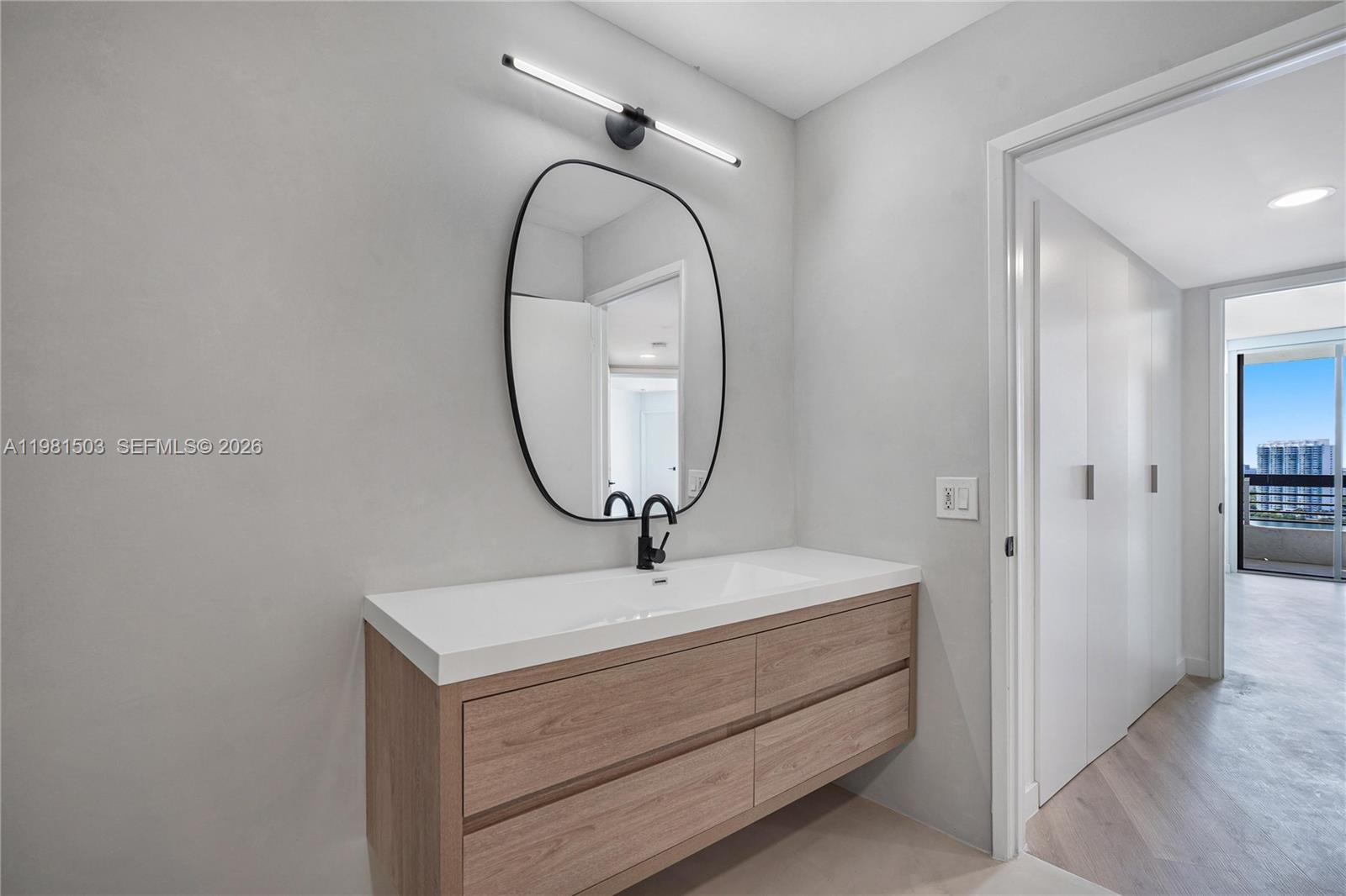 MYSTIC POINTE CONDO NO TH - Residential