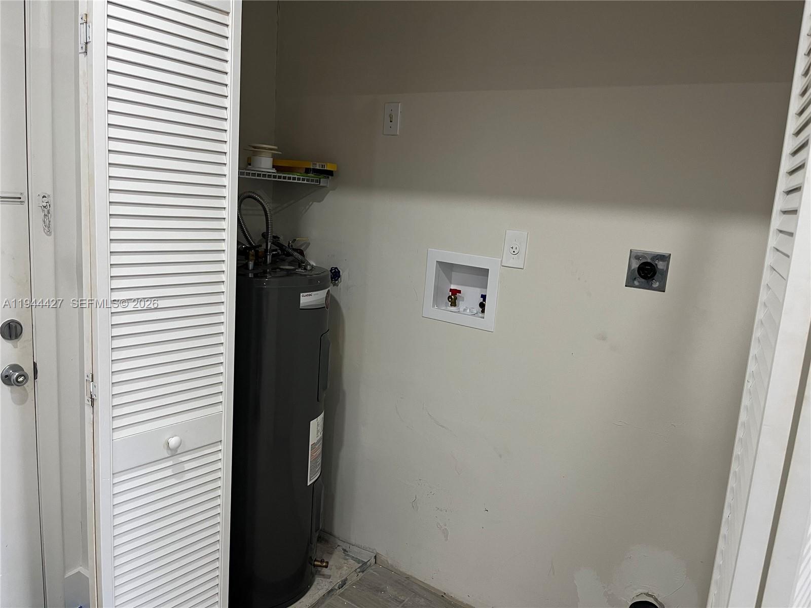 RIVERS EDGE AT OAKWOOD - Residential