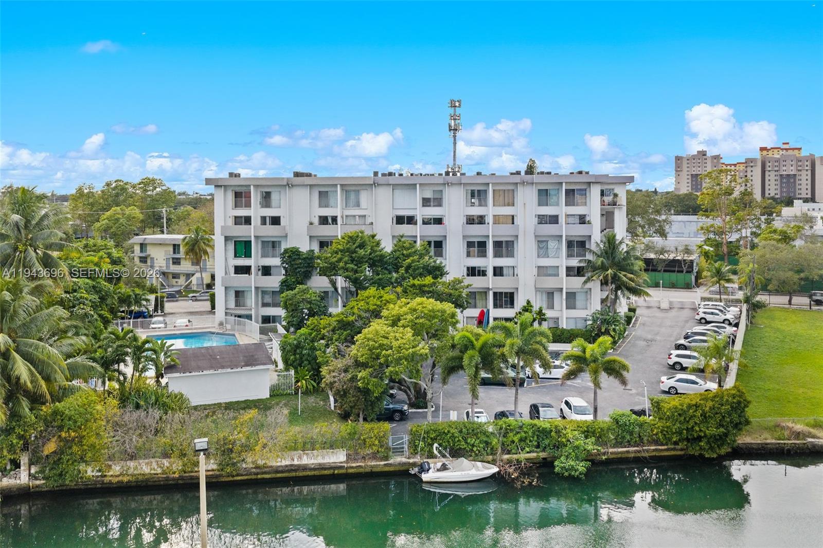 RIVERVIEW VILLAGE CONDO - Residential
