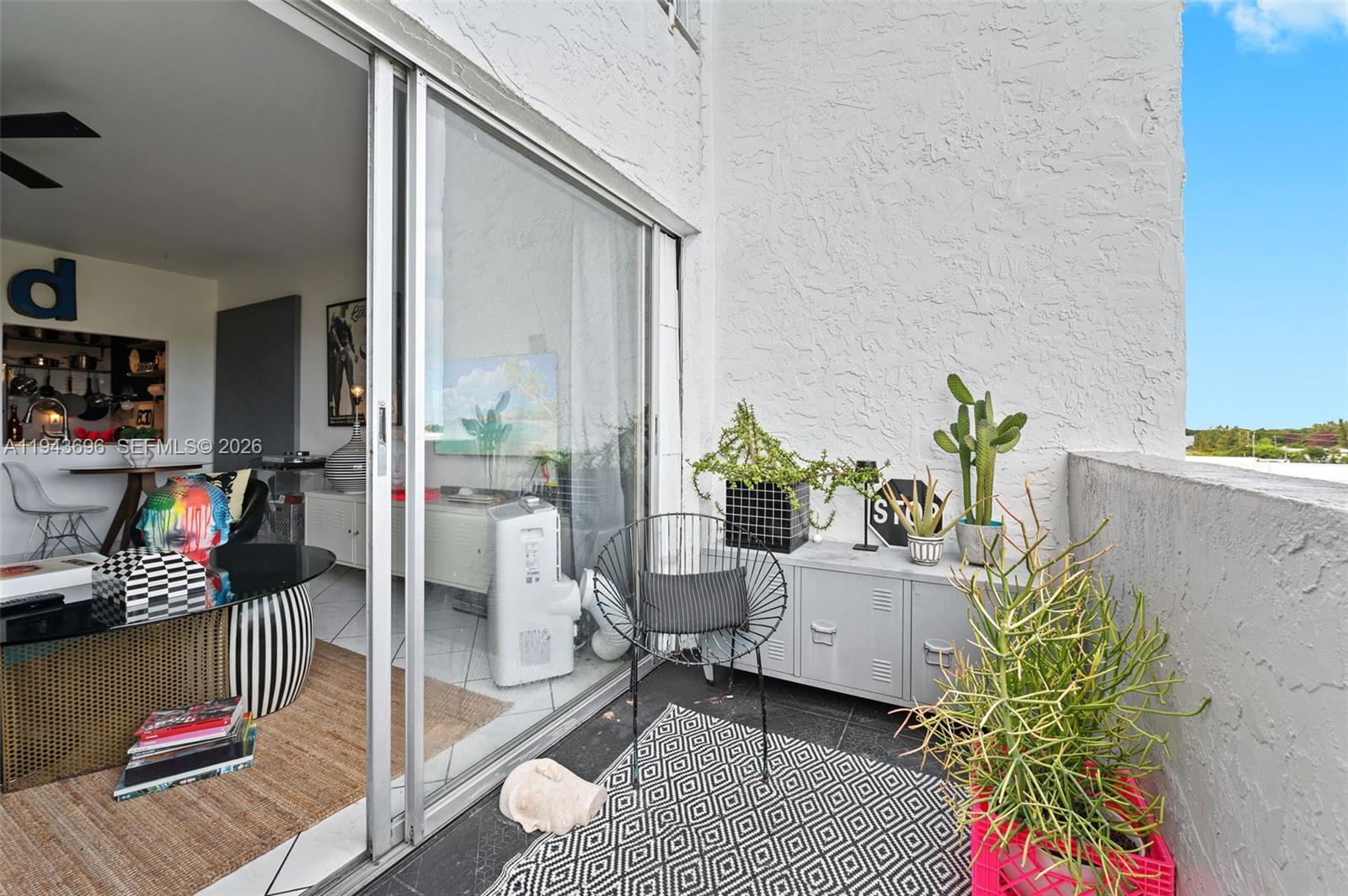 RIVERVIEW VILLAGE CONDO - Residential