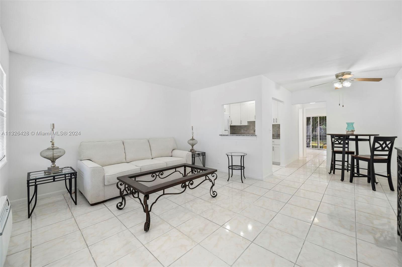 163 Coventry G 163, West Palm Beach, Palm Beach County, Florida - 1 Bedrooms  
1 Bathrooms - 