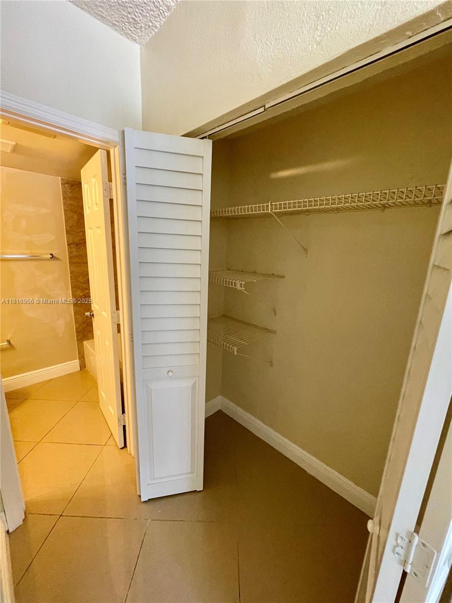 PARK PLACE AT POMPANO CON - Residential Lease