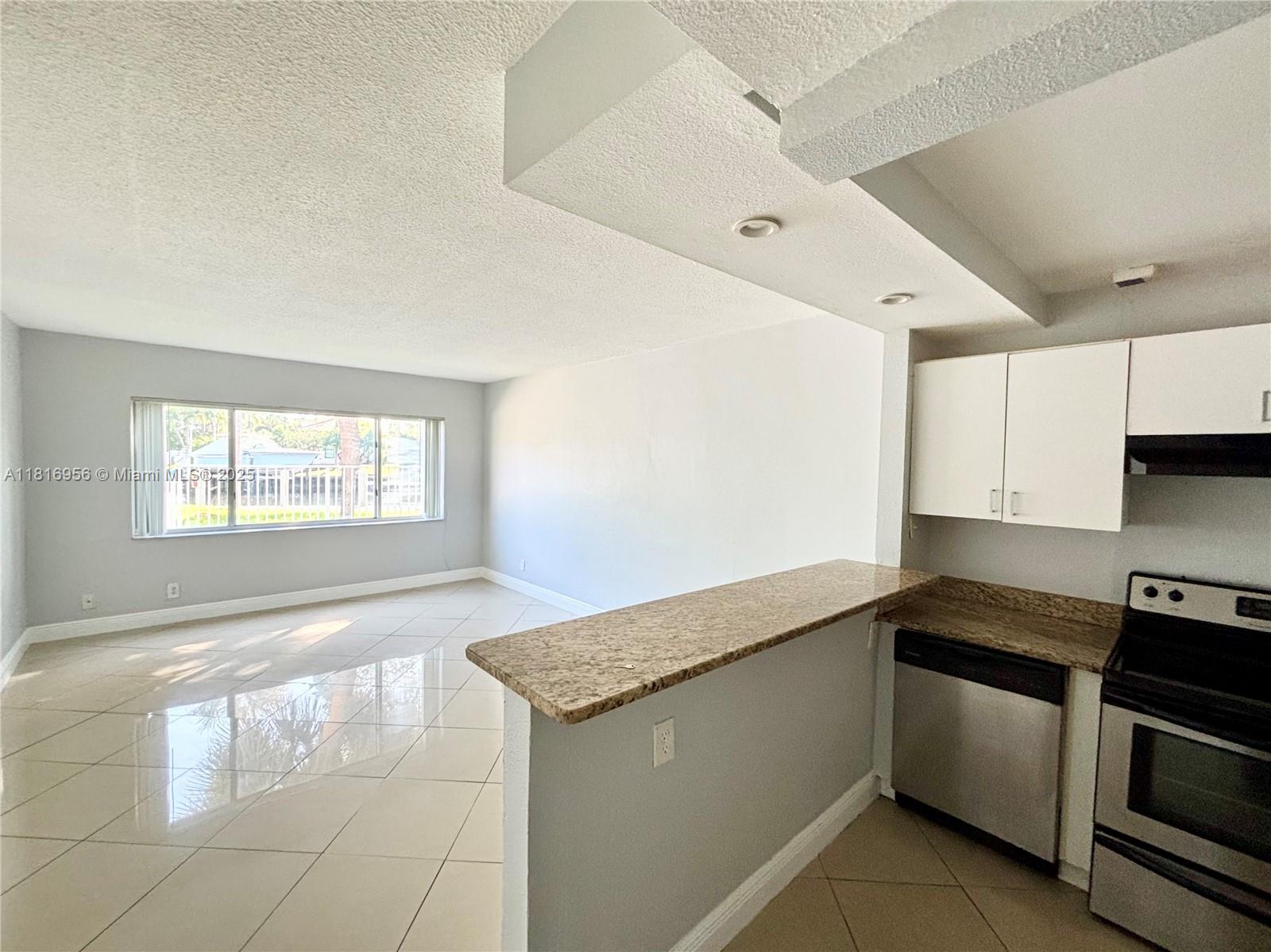 PARK PLACE AT POMPANO CON - Residential Lease