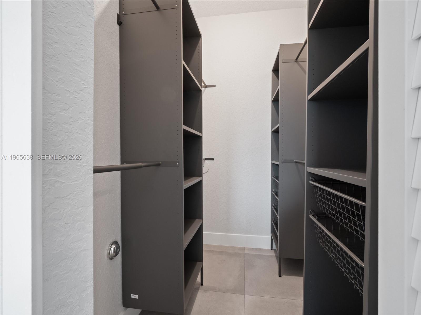 ED-MAR ESTATES - Residential