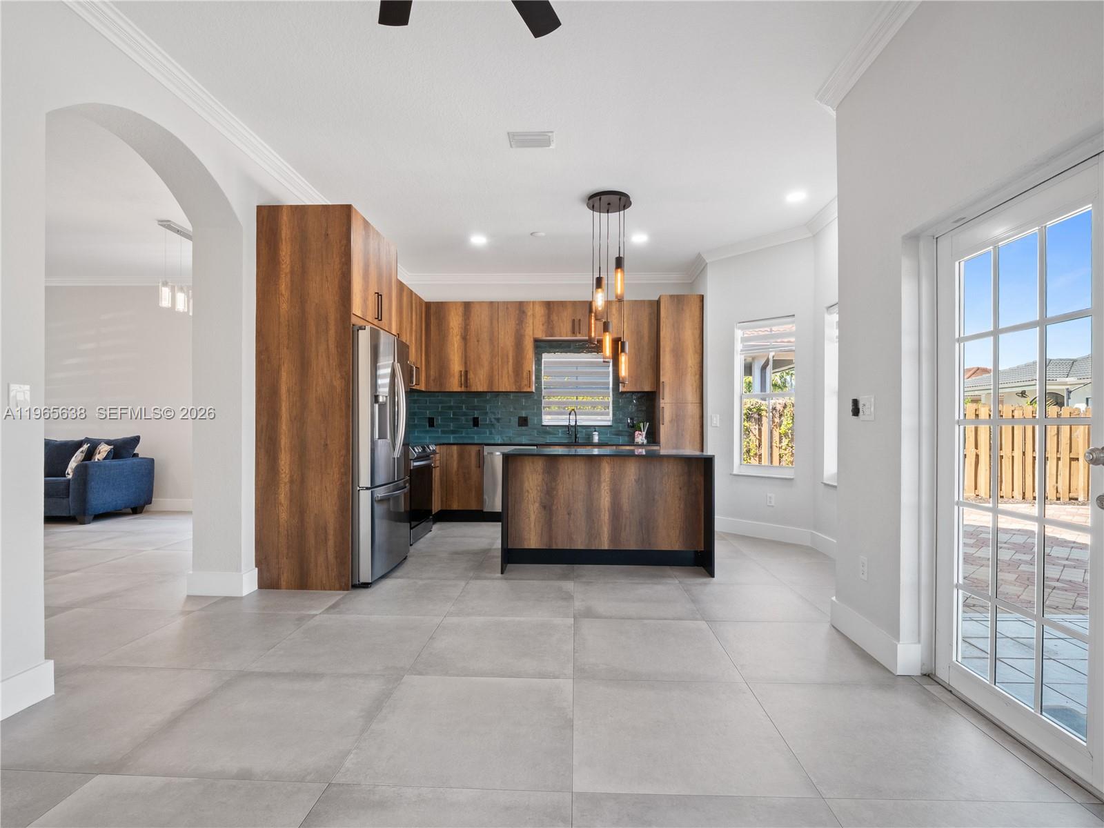 ED-MAR ESTATES - Residential