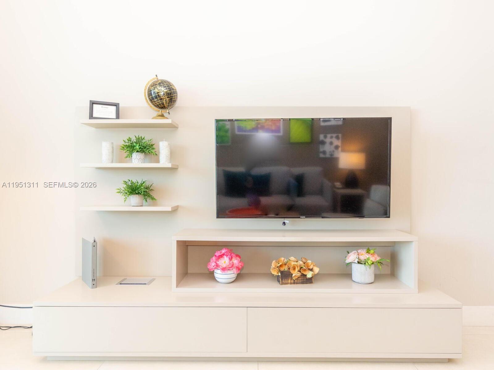 4111 SOUTH OCEAN DRIVE CO - Residential