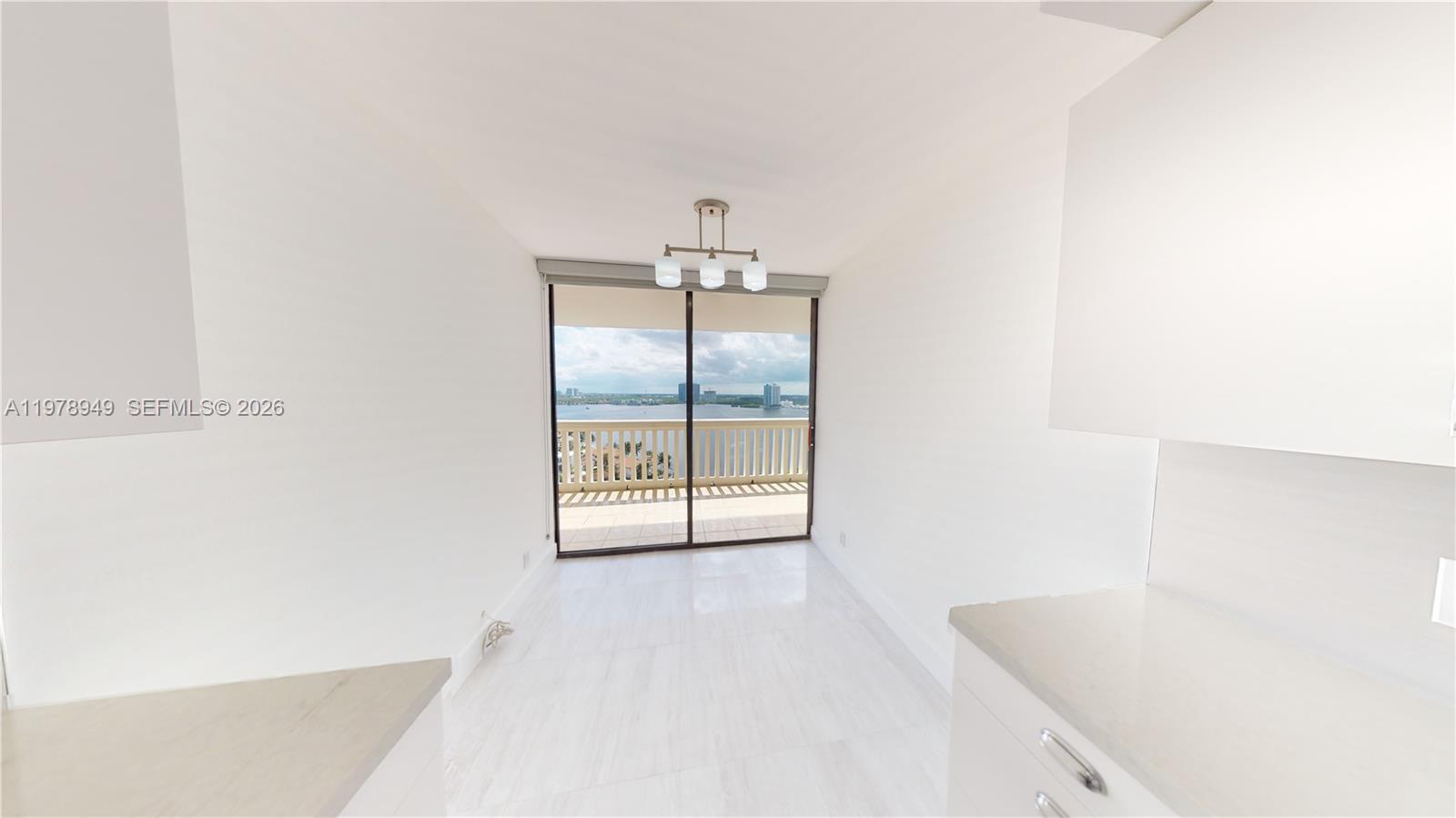 1000 ISL BLVD WILLIAMS IS - Residential