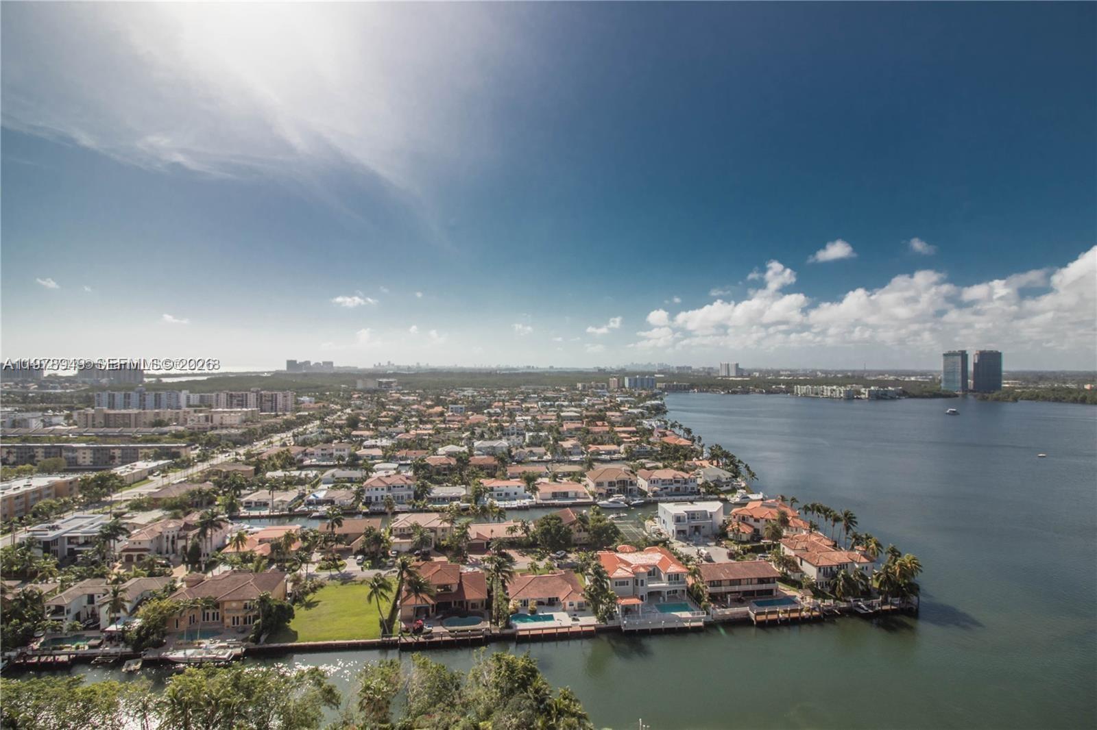 1000 ISL BLVD WILLIAMS IS - Residential