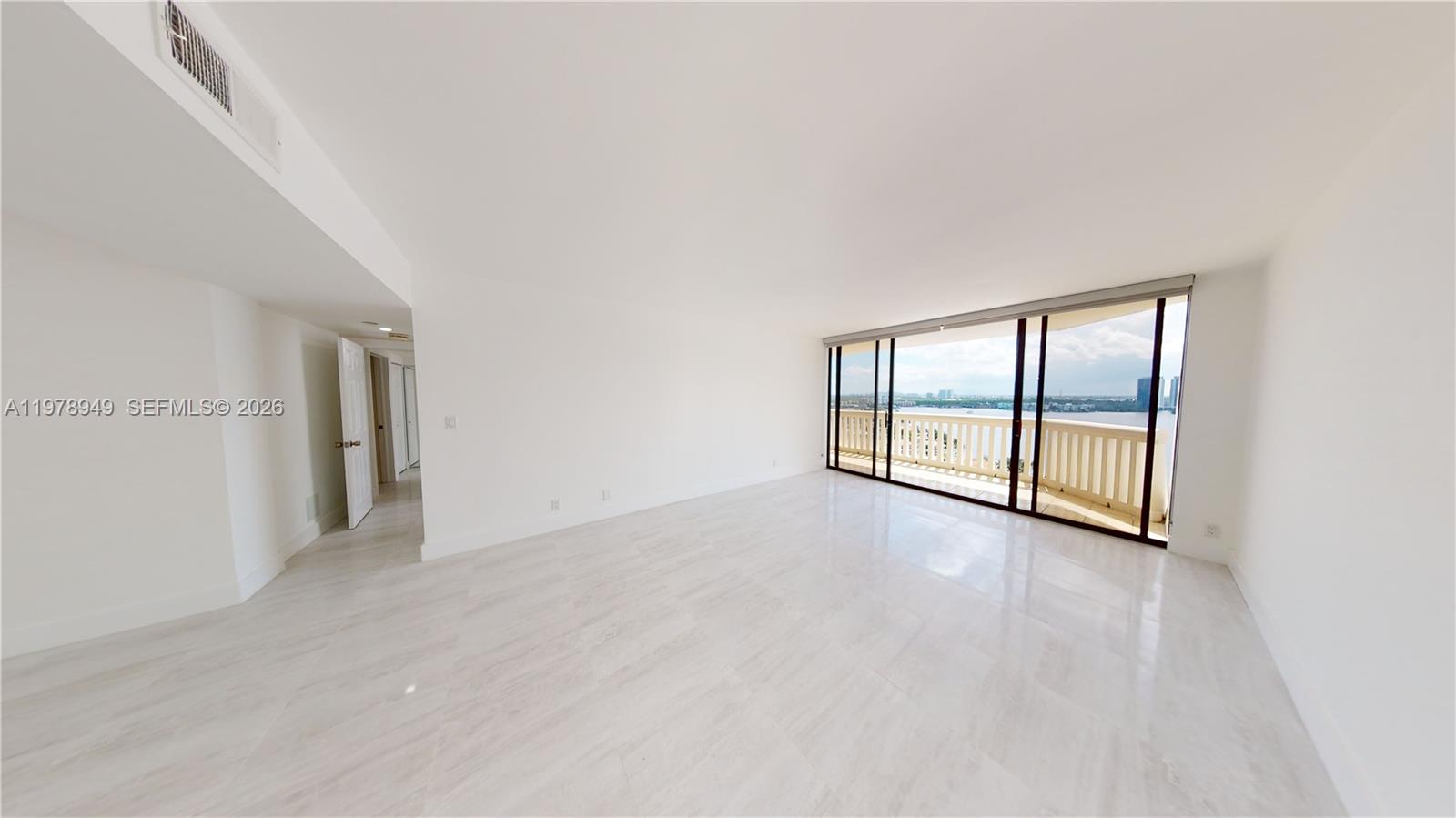 1000 ISL BLVD WILLIAMS IS - Residential