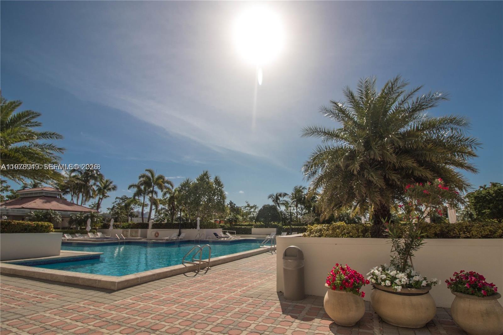 1000 ISL BLVD WILLIAMS IS - Residential