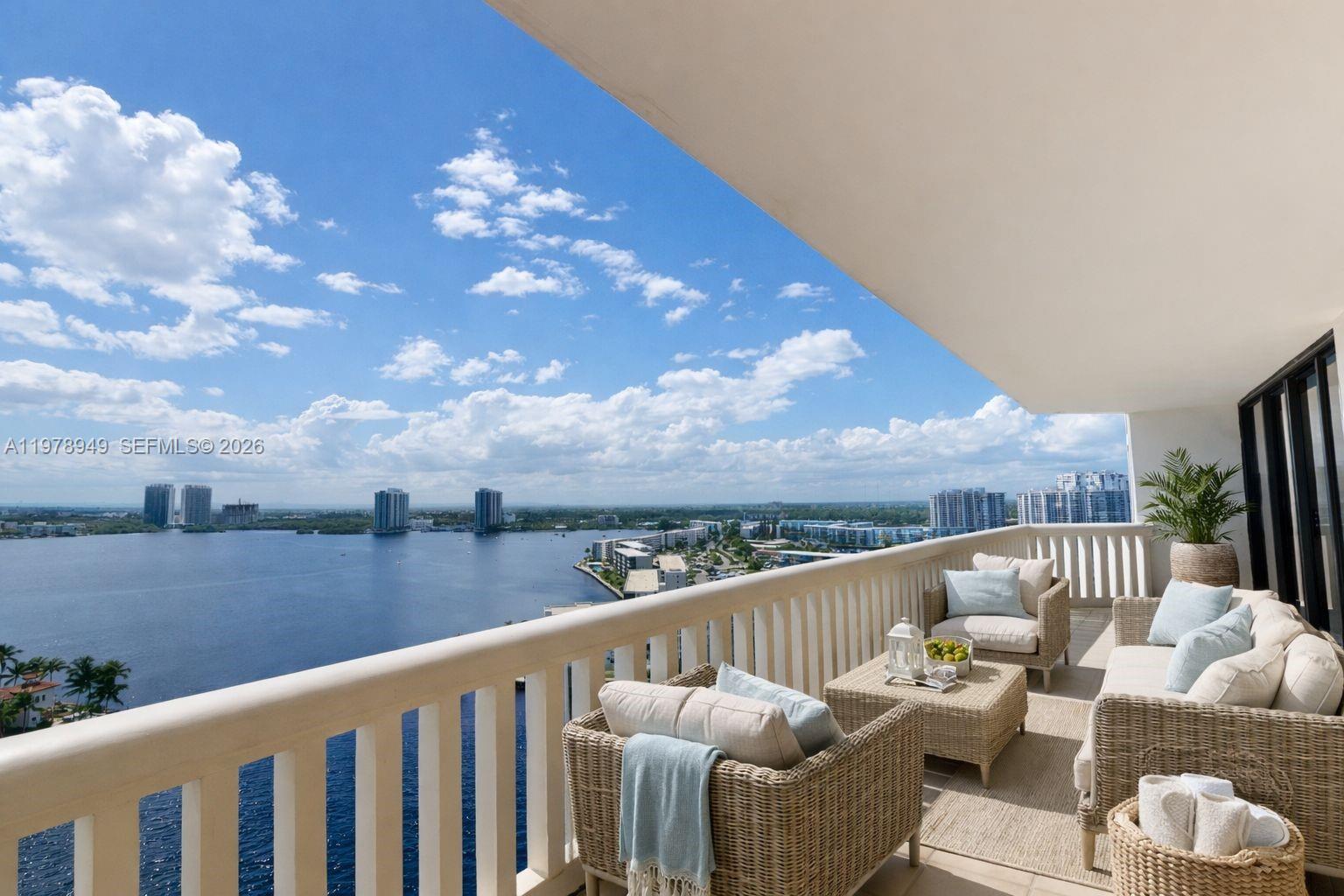 1000 ISL BLVD WILLIAMS IS - Residential