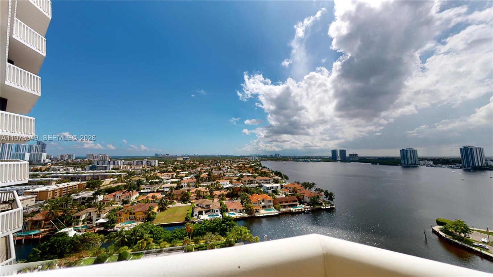 1000 ISL BLVD WILLIAMS IS - Residential