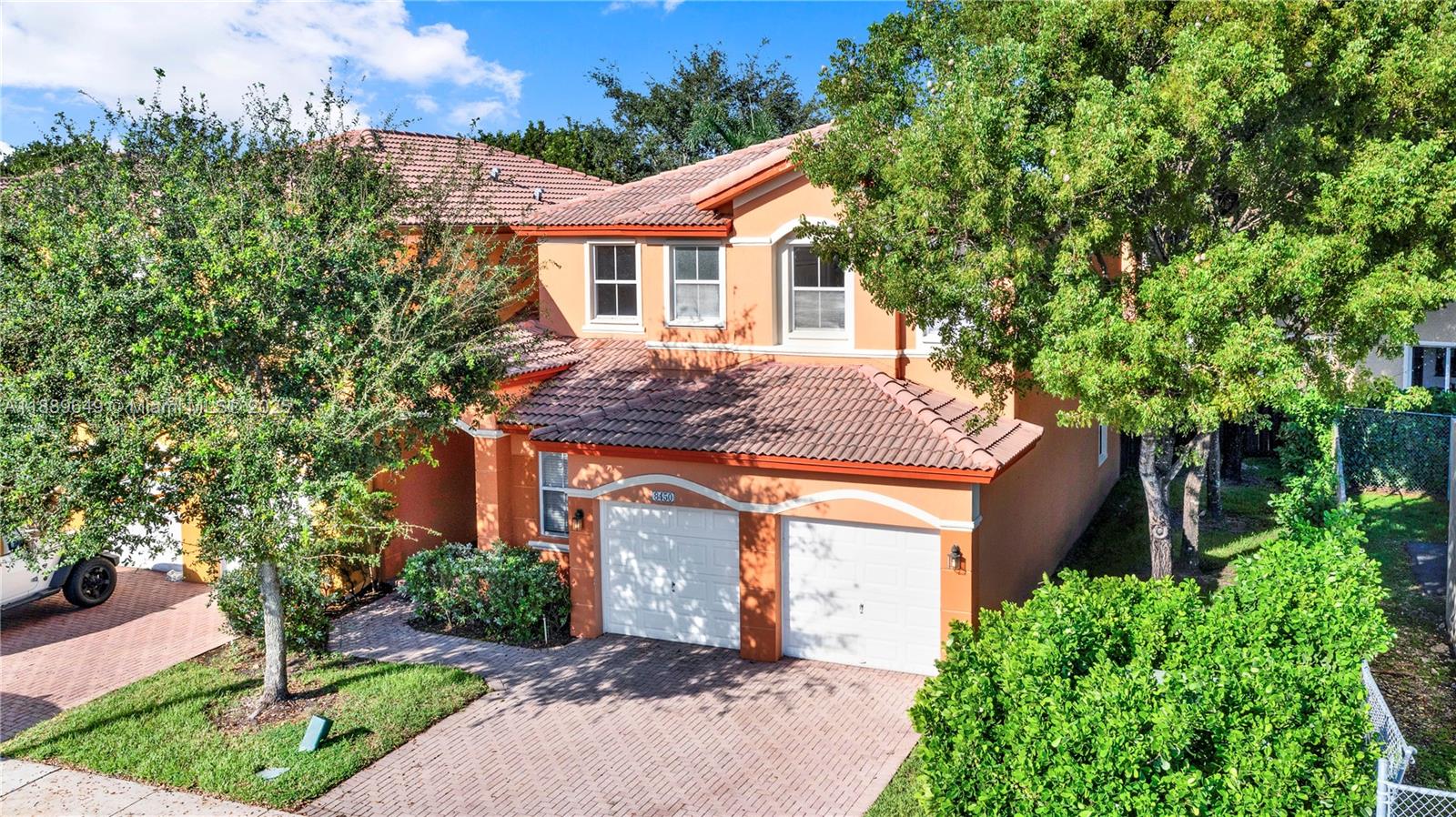 ISLANDS AT DORAL NORTHWES - Residential