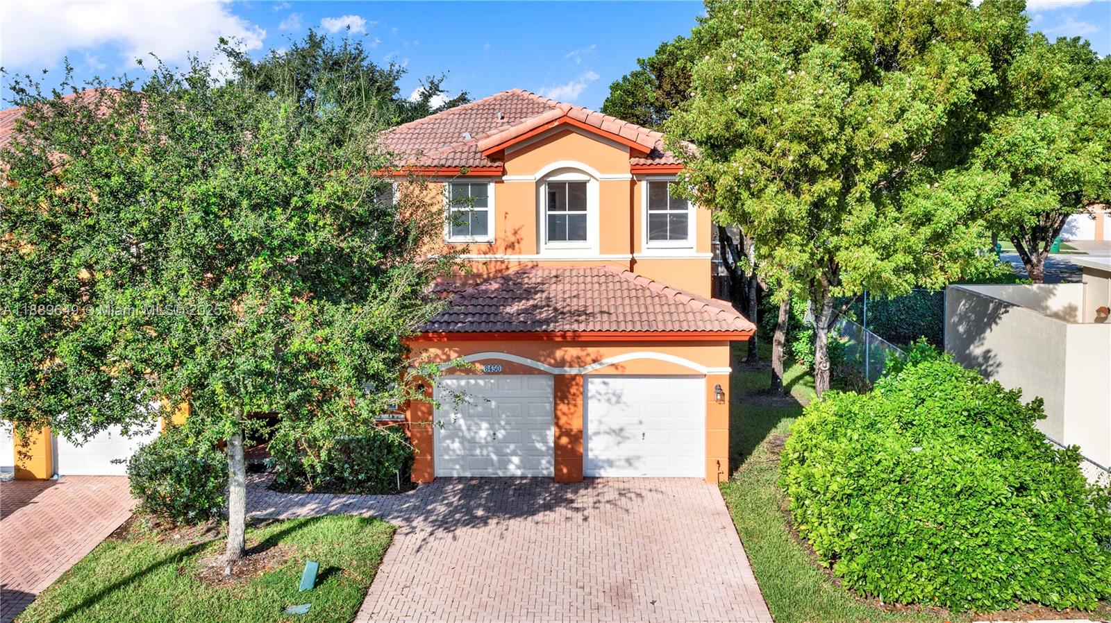 ISLANDS AT DORAL NORTHWES - Residential