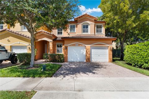 Photo of 8450 NW 113th Psge, Doral, FL 33178 (MLS # A11889649)