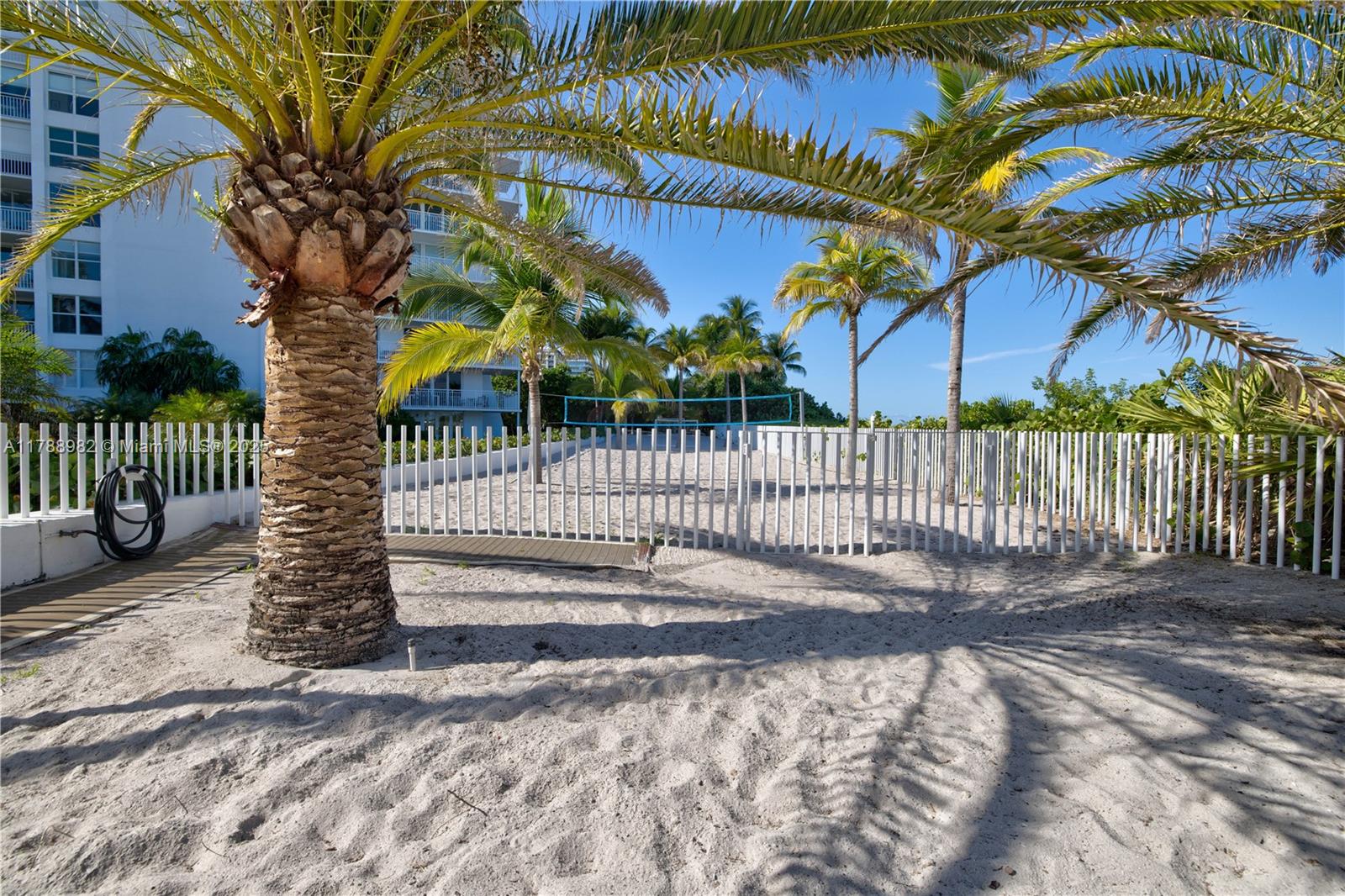 SANDS OF KEY BISCAYNE - Residential Lease