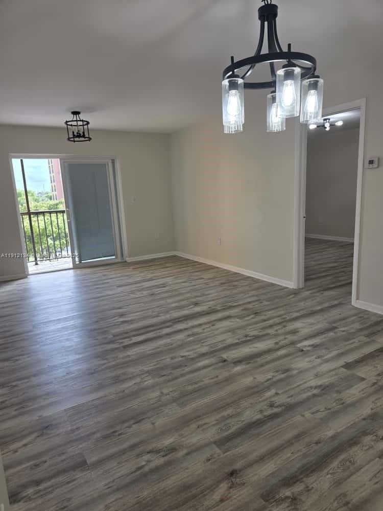 SUNSET VILLAS NO 3 CONDO - Residential