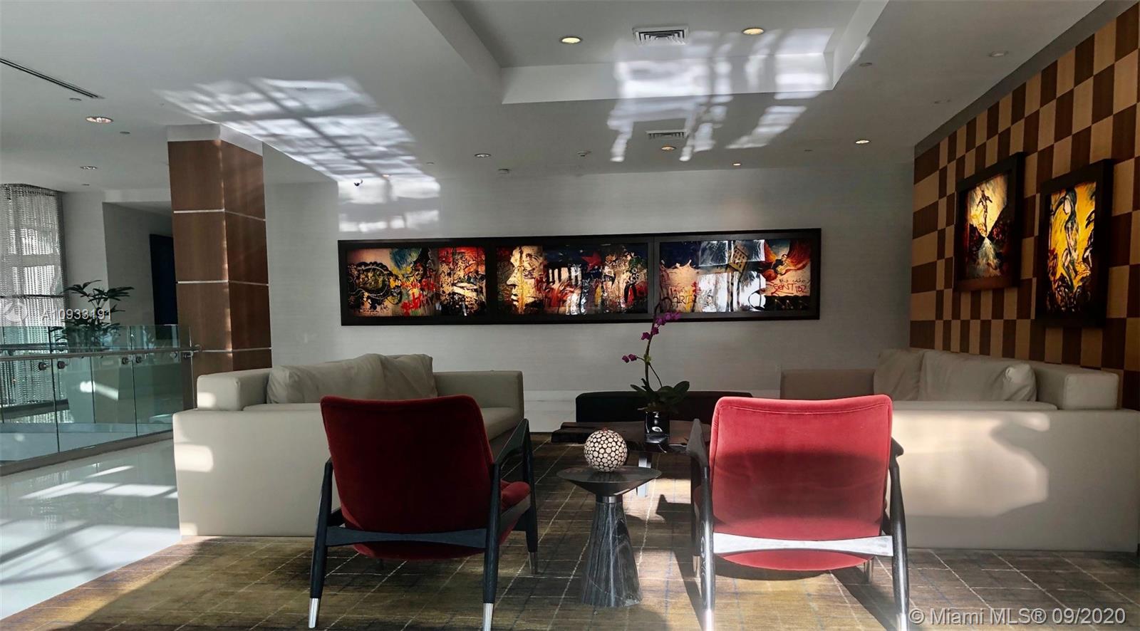 1800 CLUB CONDO - Residential Lease