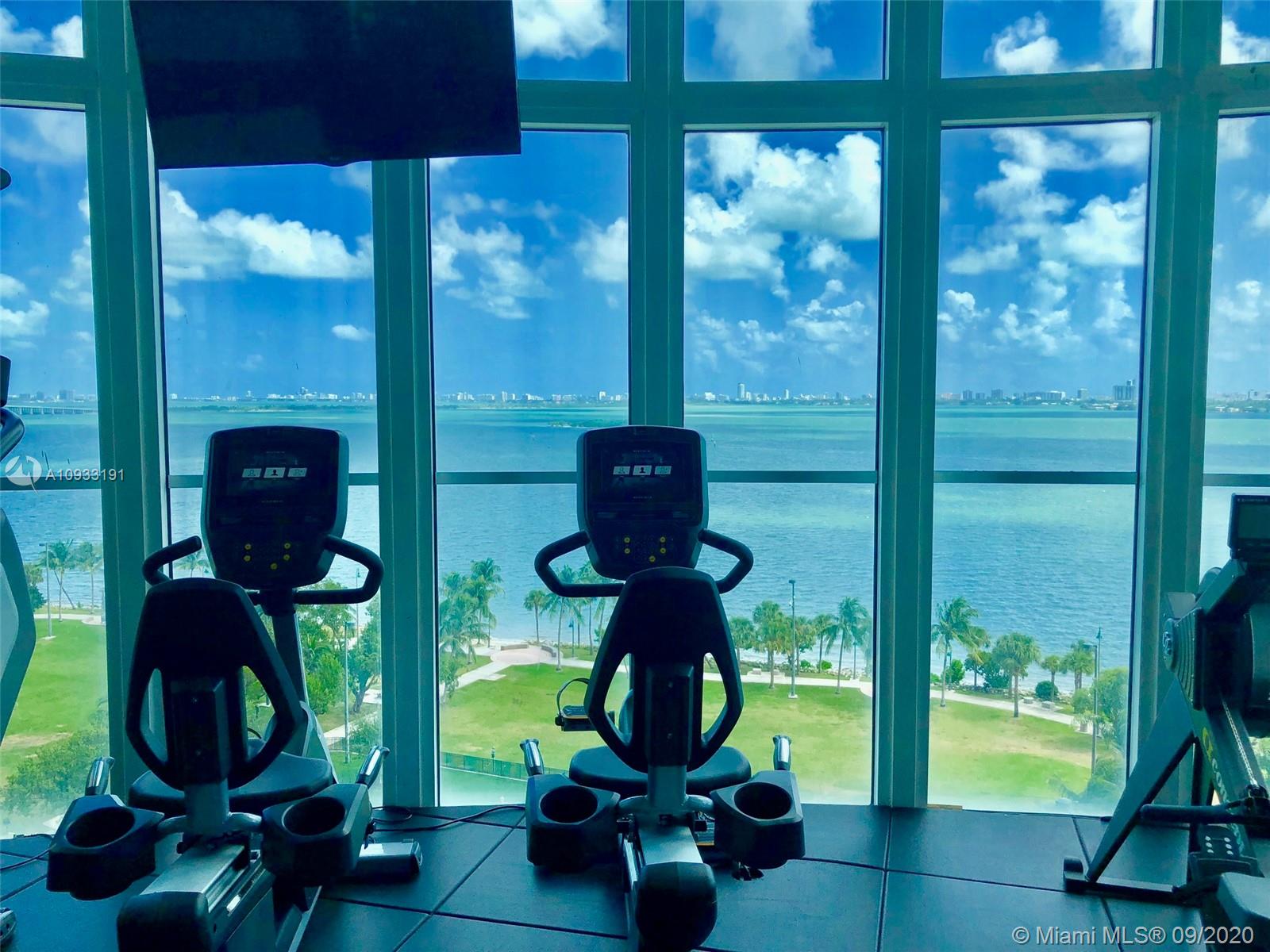 1800 CLUB CONDO - Residential Lease