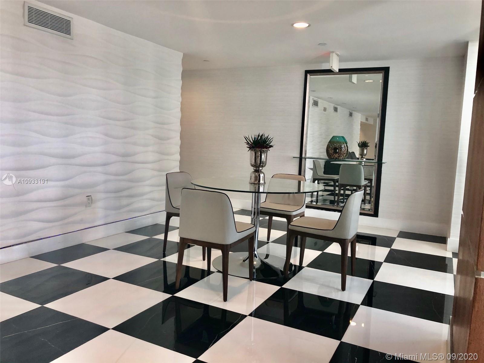 1800 CLUB CONDO - Residential Lease