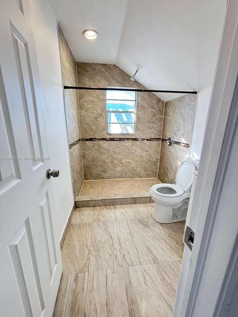 WM G JUST SUB - Residential Lease