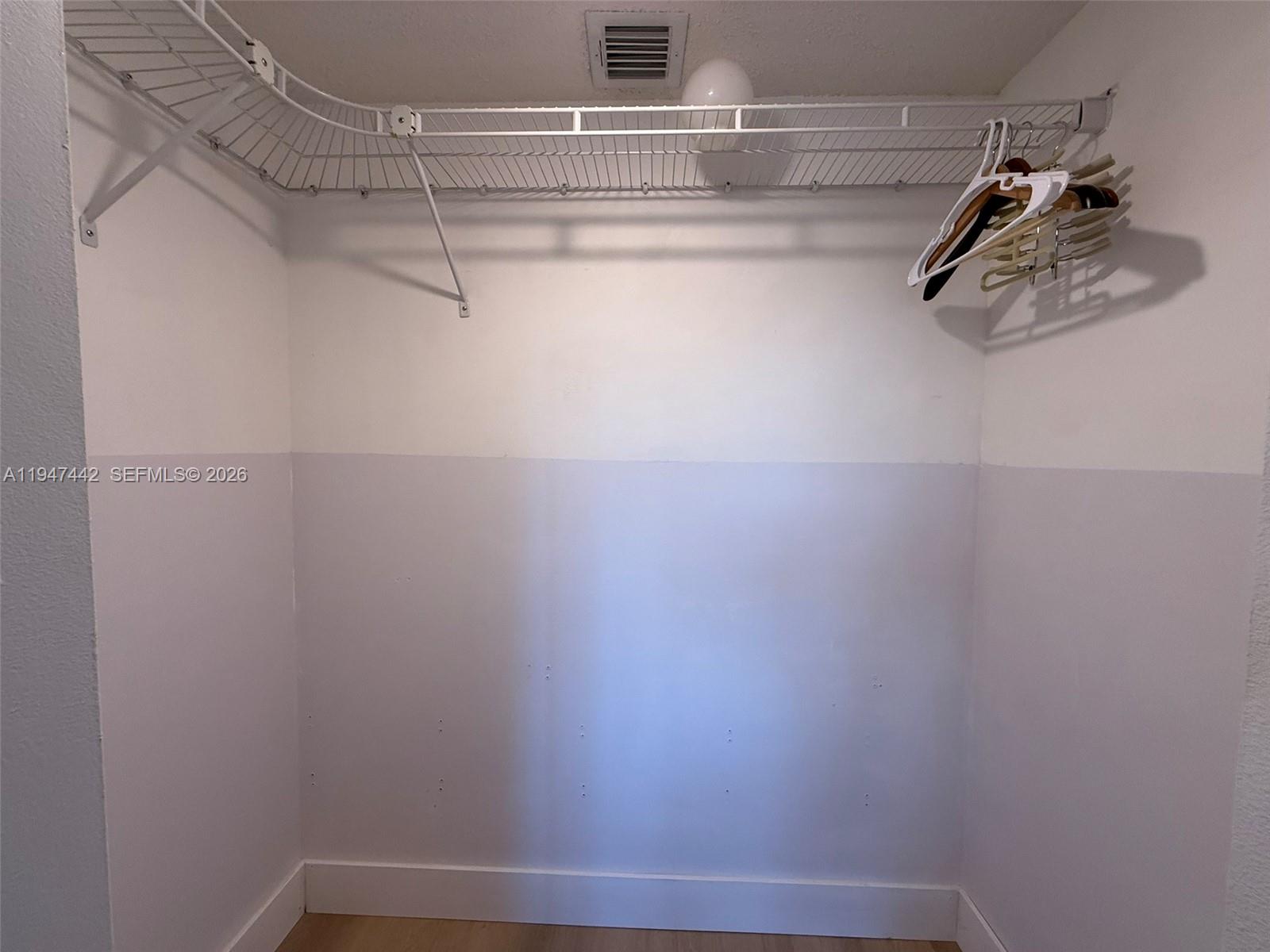 NOB HILL LANDINGS CONDOMI - Residential