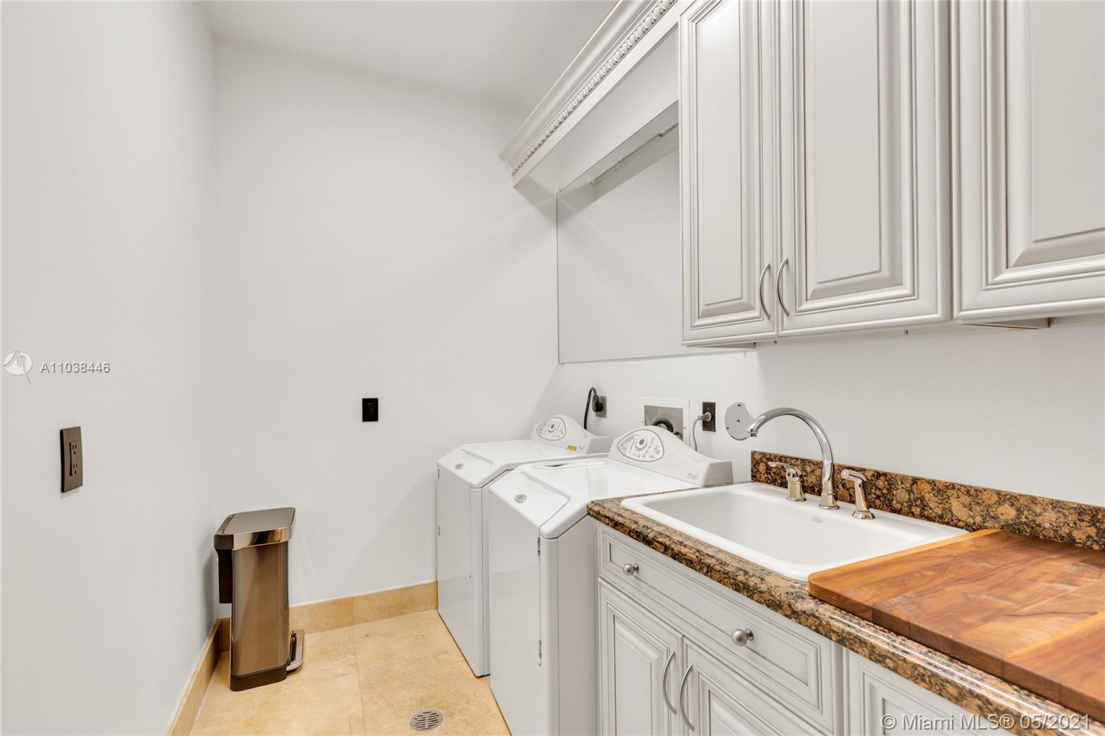 CORAL ISLES - Residential