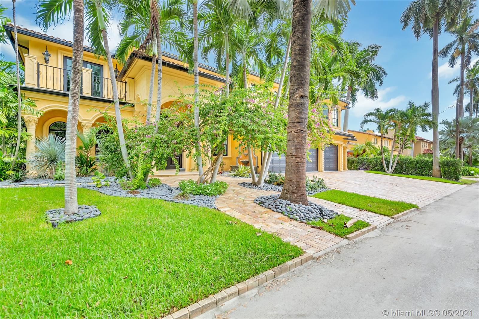 CORAL ISLES - Residential