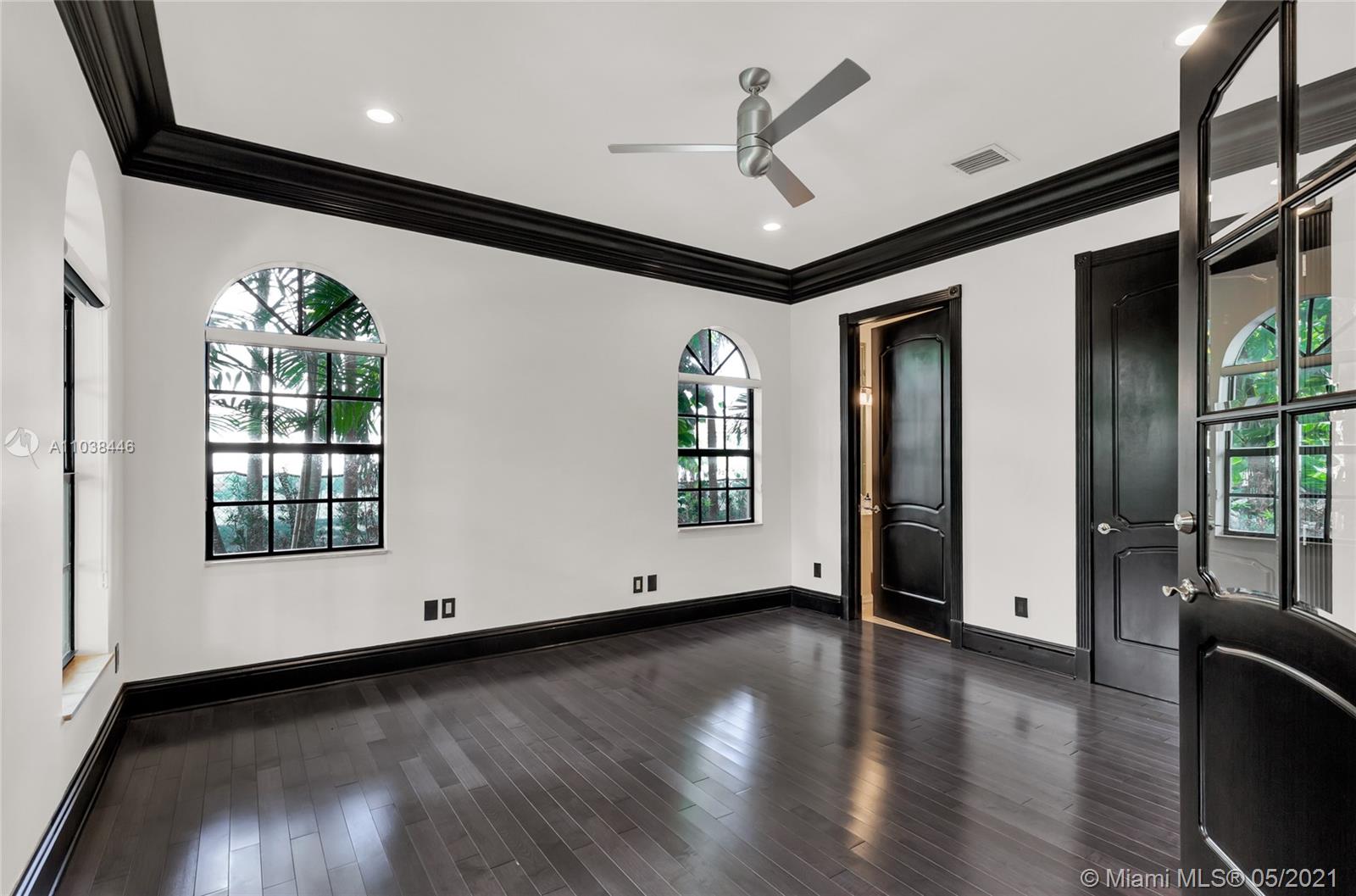 CORAL ISLES - Residential