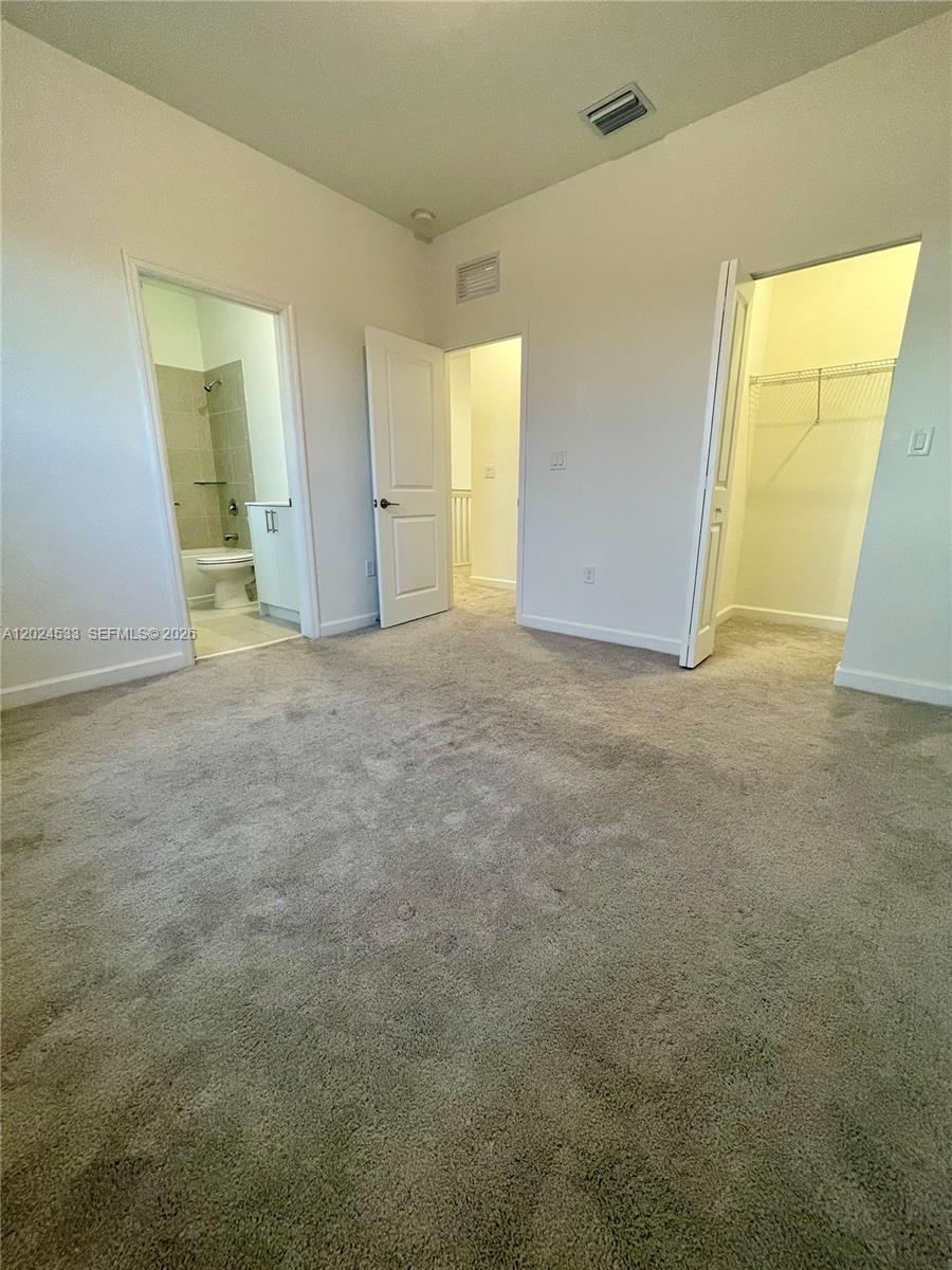 MIAMI LAND AND DEVELOPMEN - Residential Lease