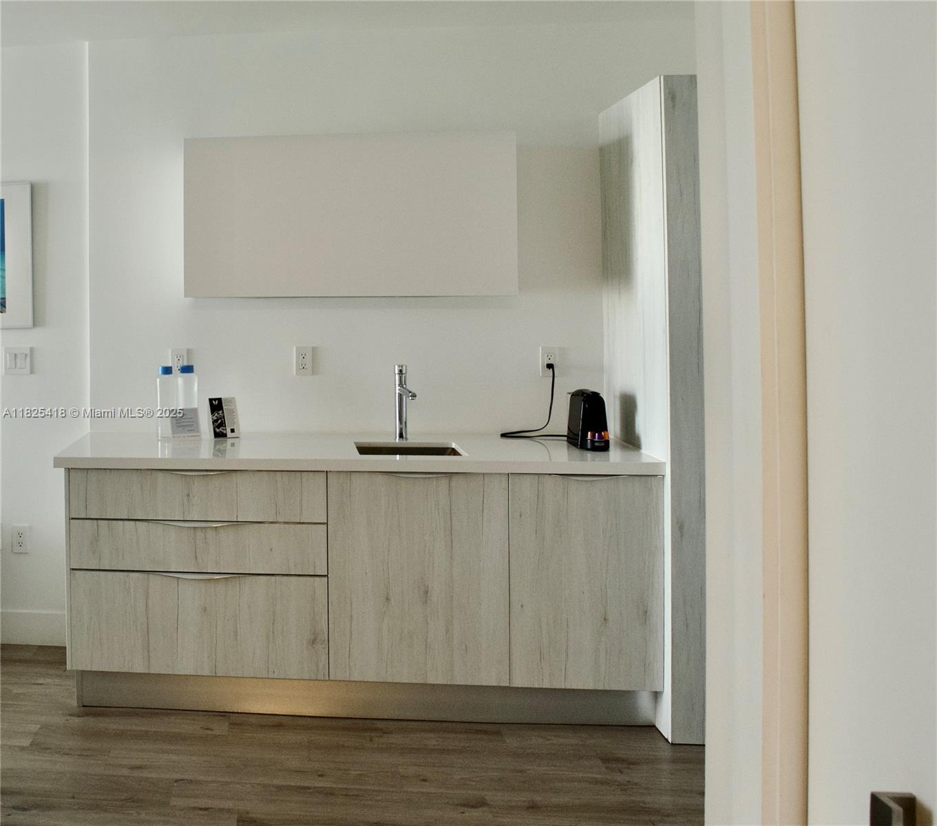 6080 COLLINS CONDO - Residential