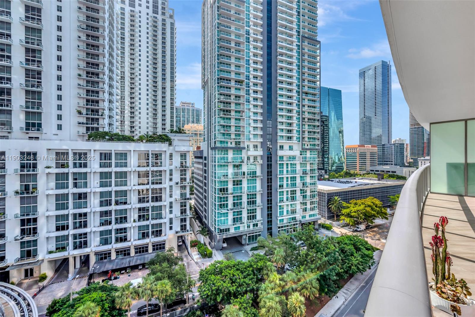 Millecento - Residential Lease