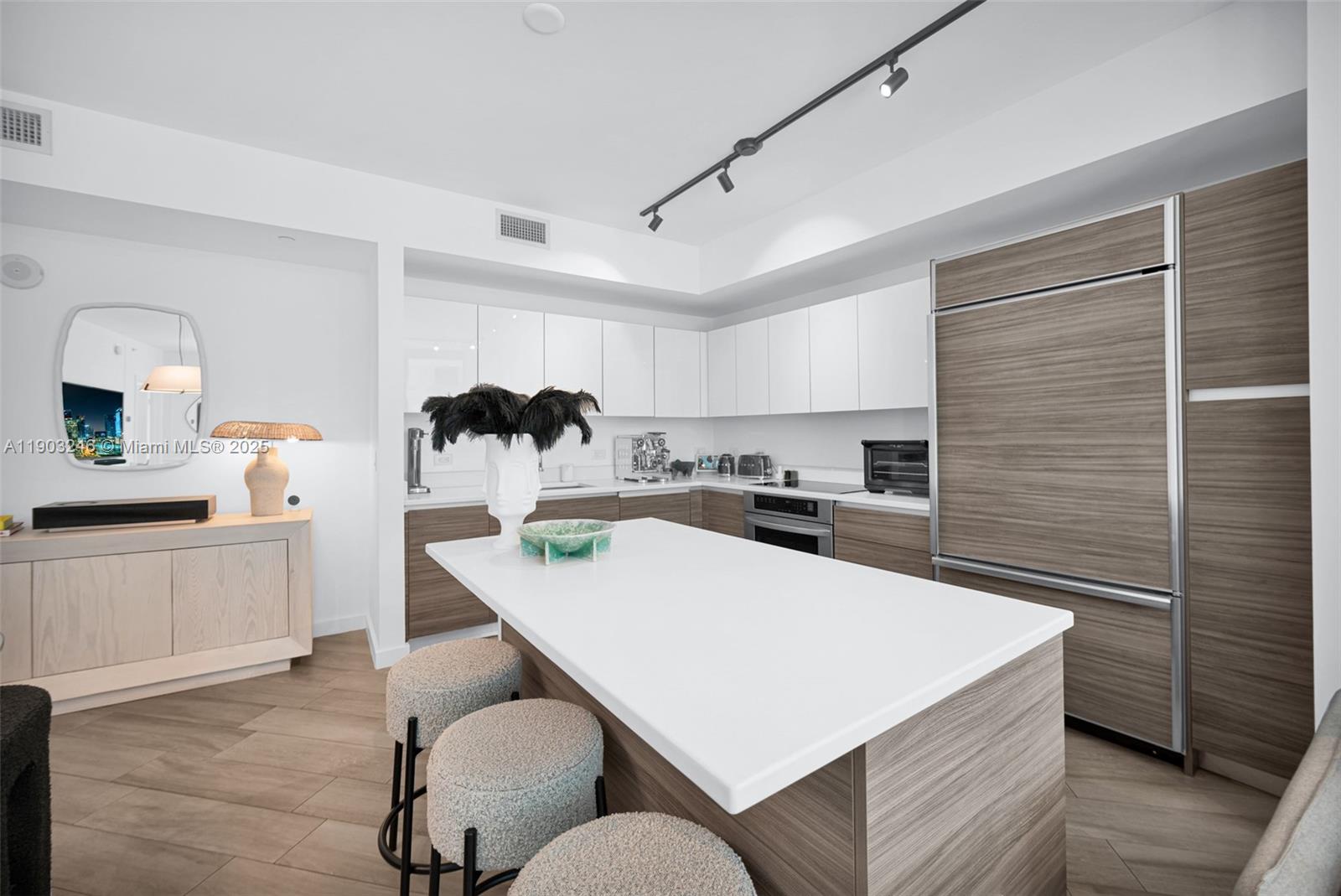 Millecento - Residential Lease