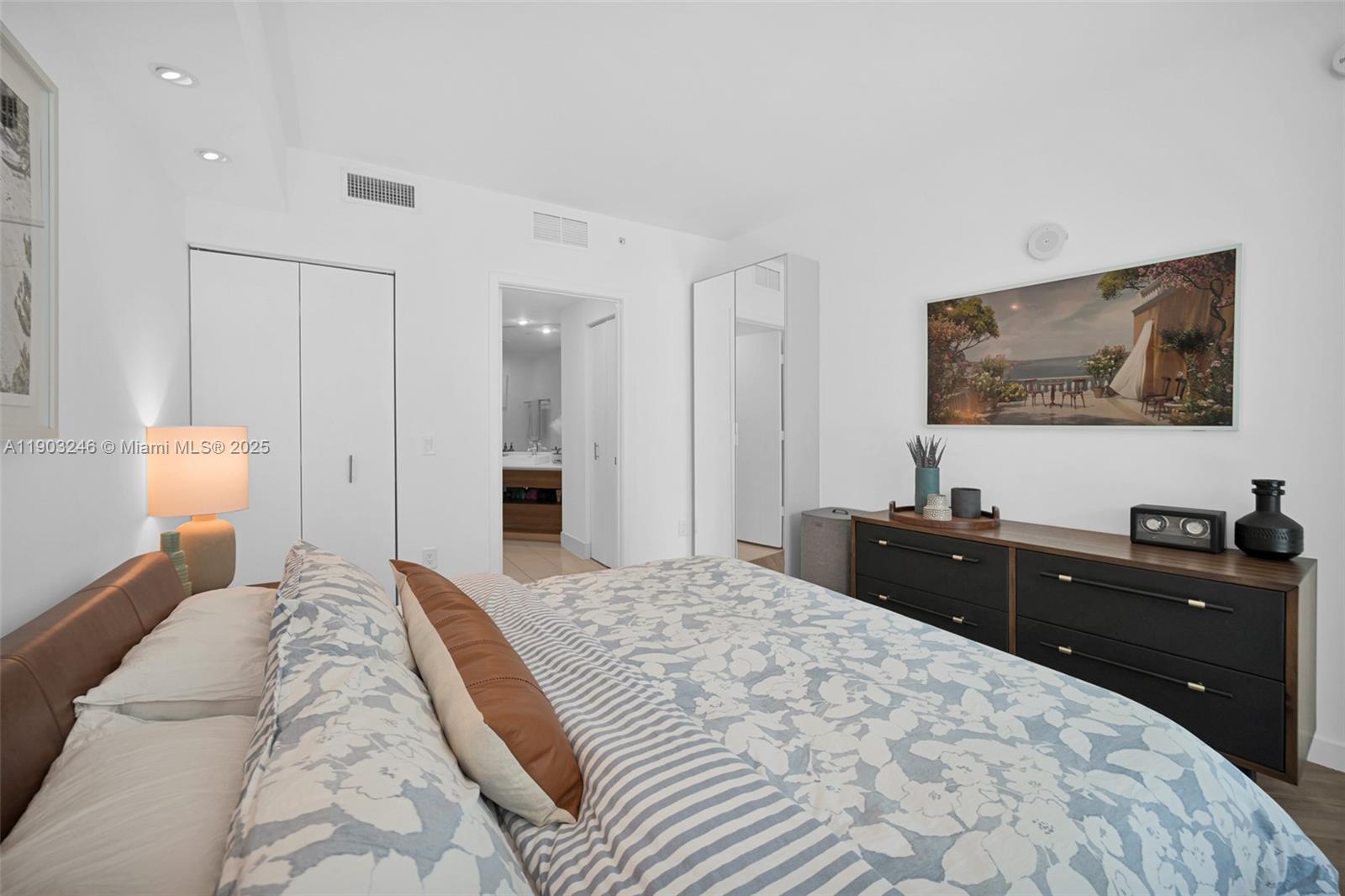 Millecento - Residential Lease