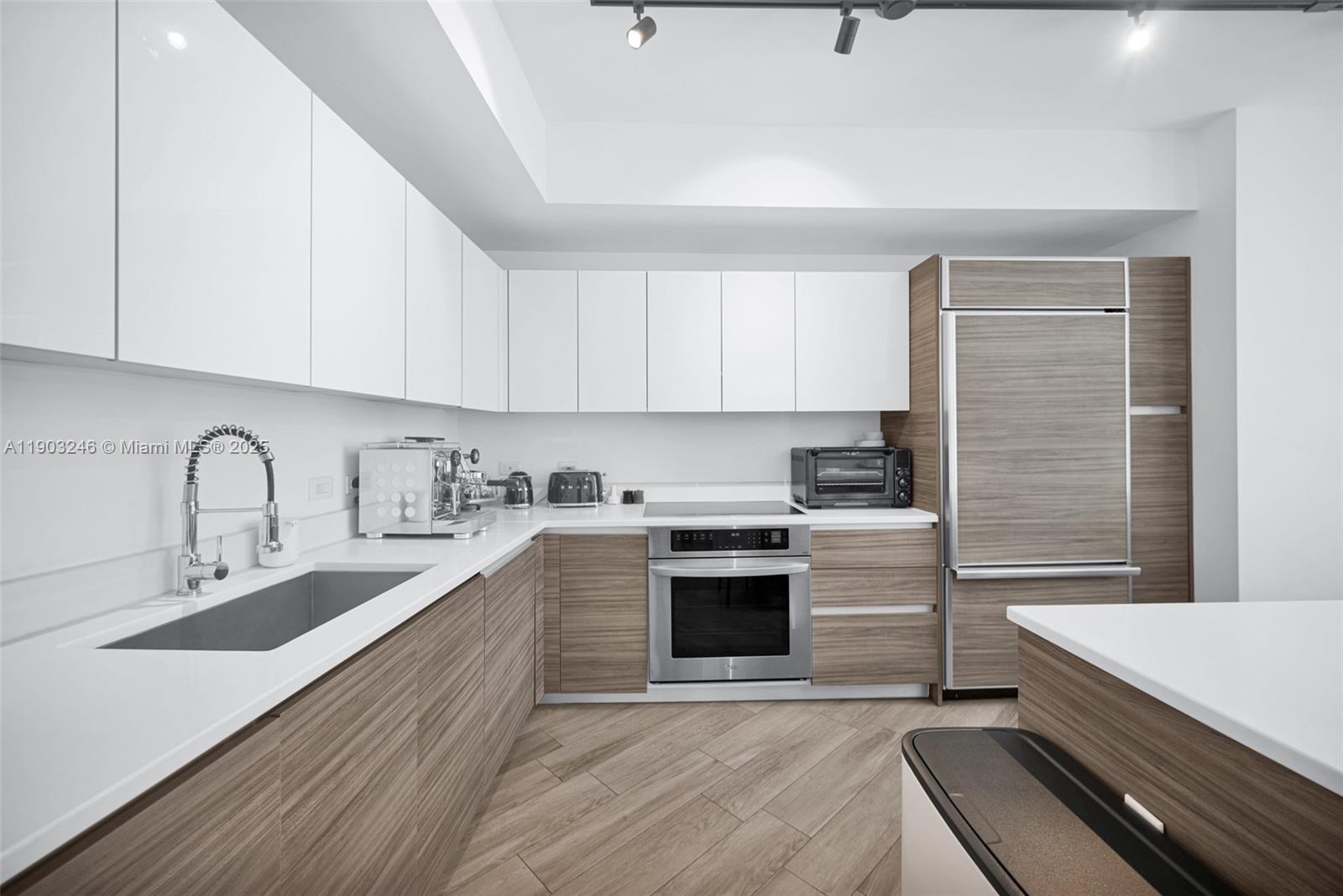 Millecento - Residential Lease