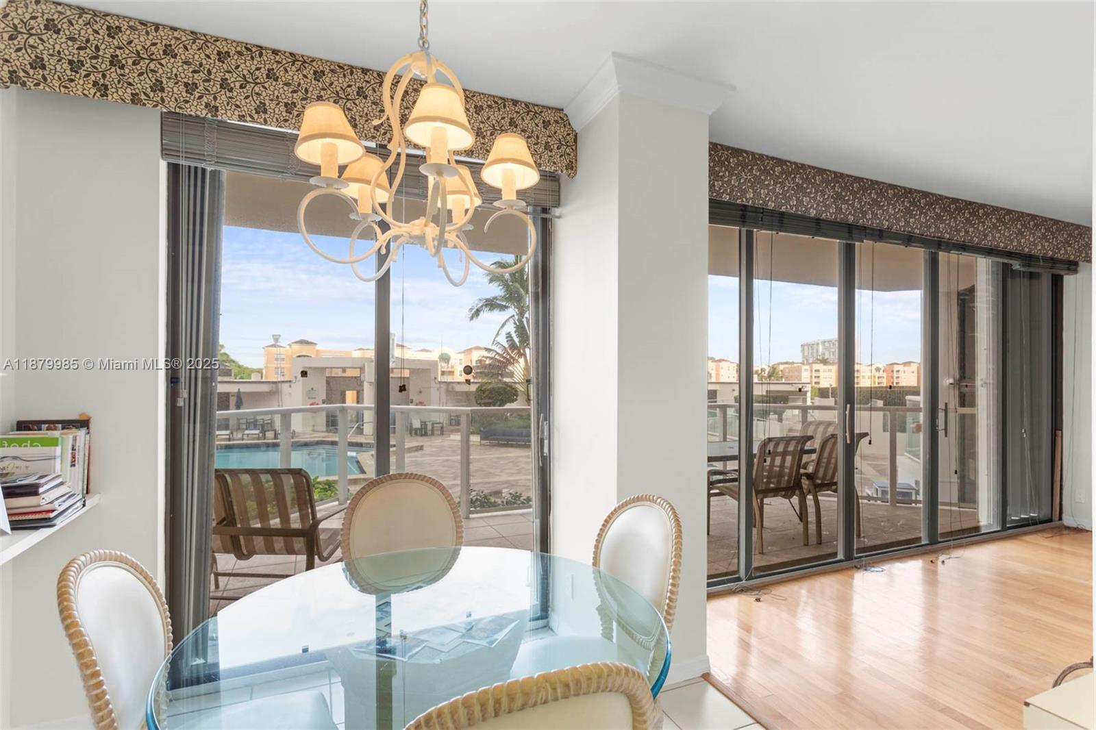 MARINA TOWER CONDO - Residential