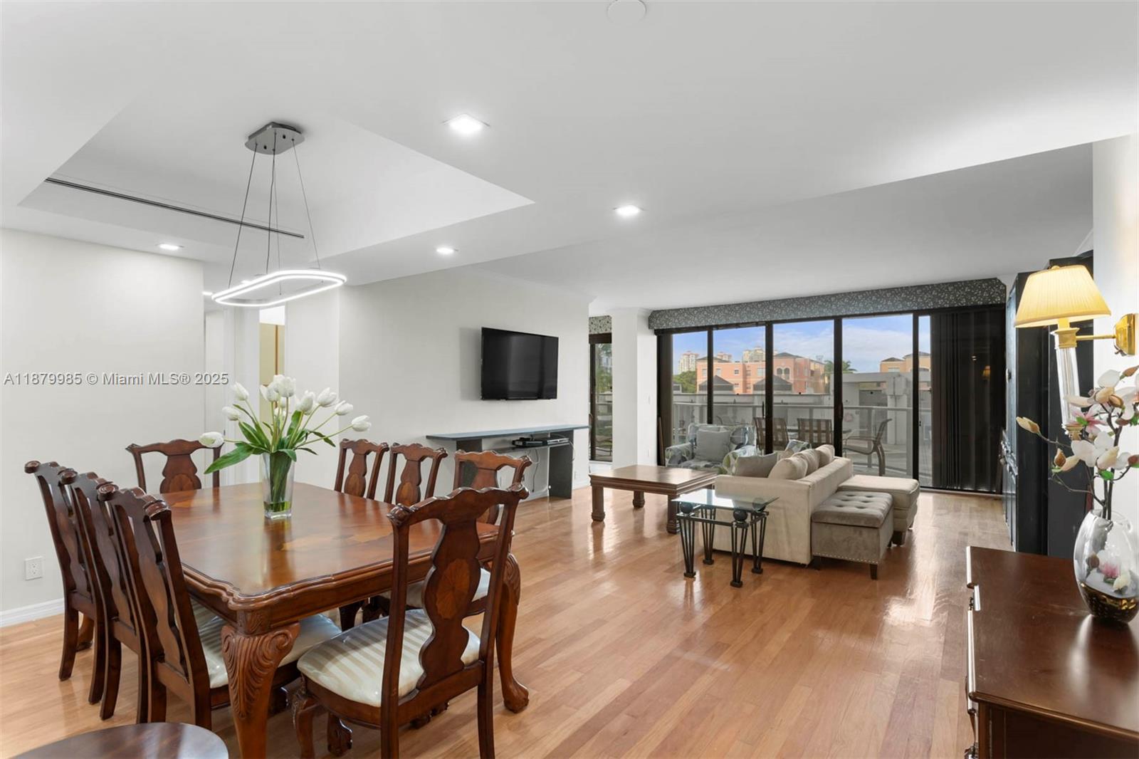 MARINA TOWER CONDO - Residential