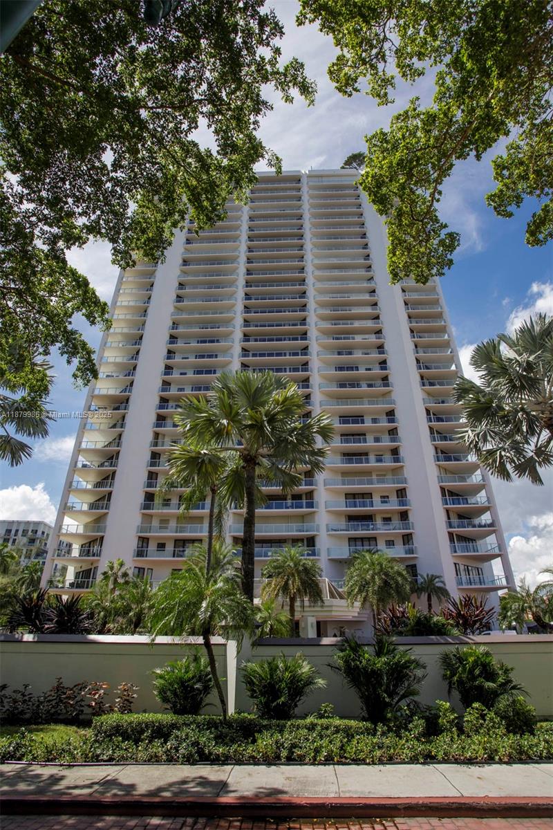 MARINA TOWER CONDO - Residential