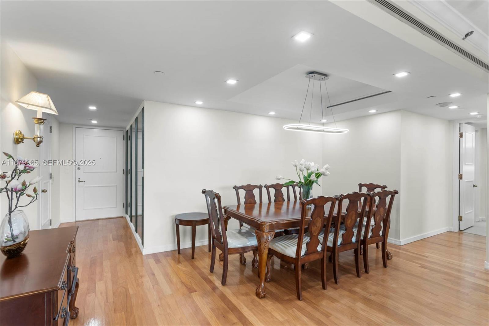 MARINA TOWER CONDO - Residential