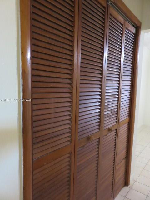 GRAPELAND - Residential Lease