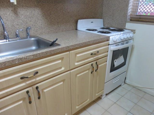 GRAPELAND - Residential Lease