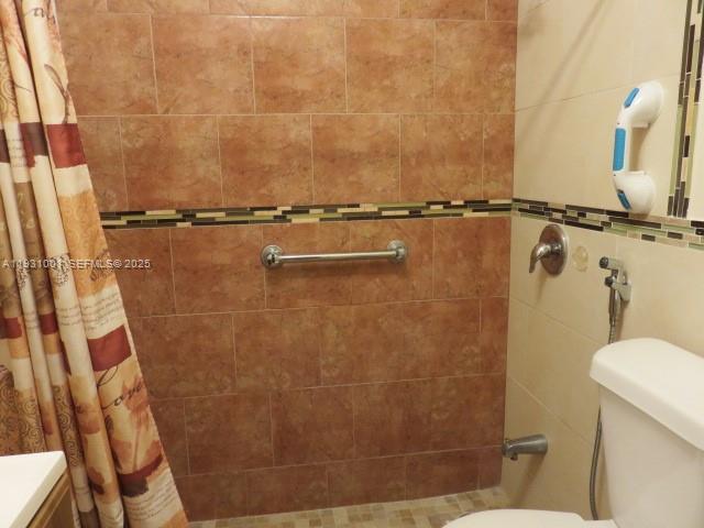 GRAPELAND - Residential Lease