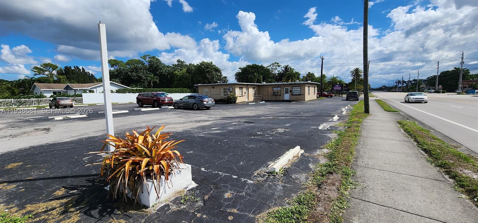 LAKEWOOD GARDENS 3 - Land