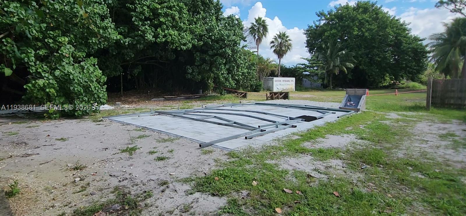 LAKEWOOD GARDENS 3 - Land